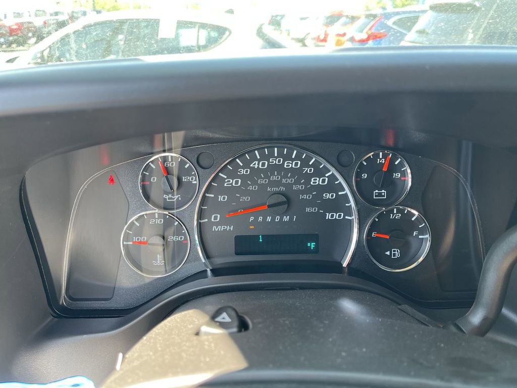 New 2026 Chevrolet Express 2500 Extended w/ Driver Convenience Package RWD image 9