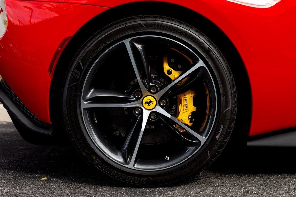 Used 2025 Ferrari 296 GTS image 17