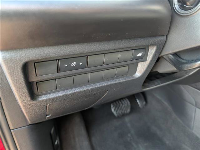 Used 2024 Mitsubishi Outlander SE image 31