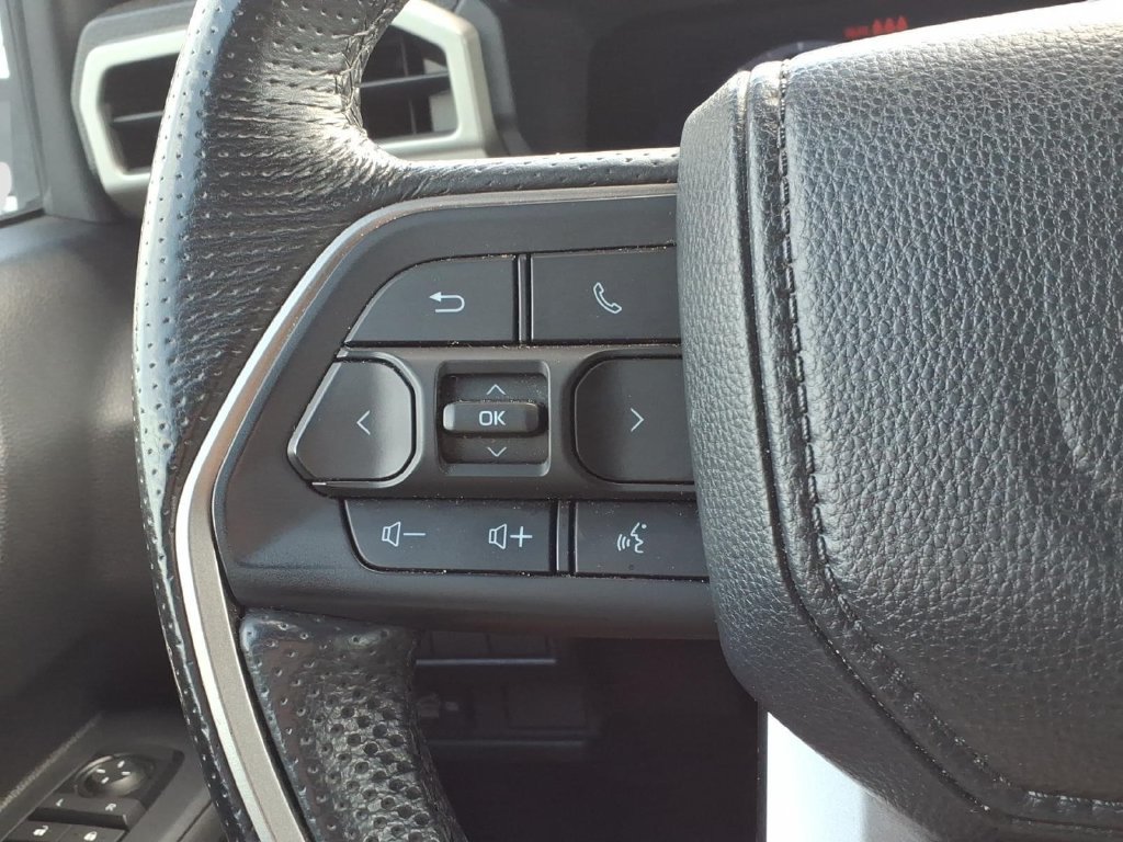 Used 2024 Toyota Tacoma TRD Off-Road AWD/4WD image 25