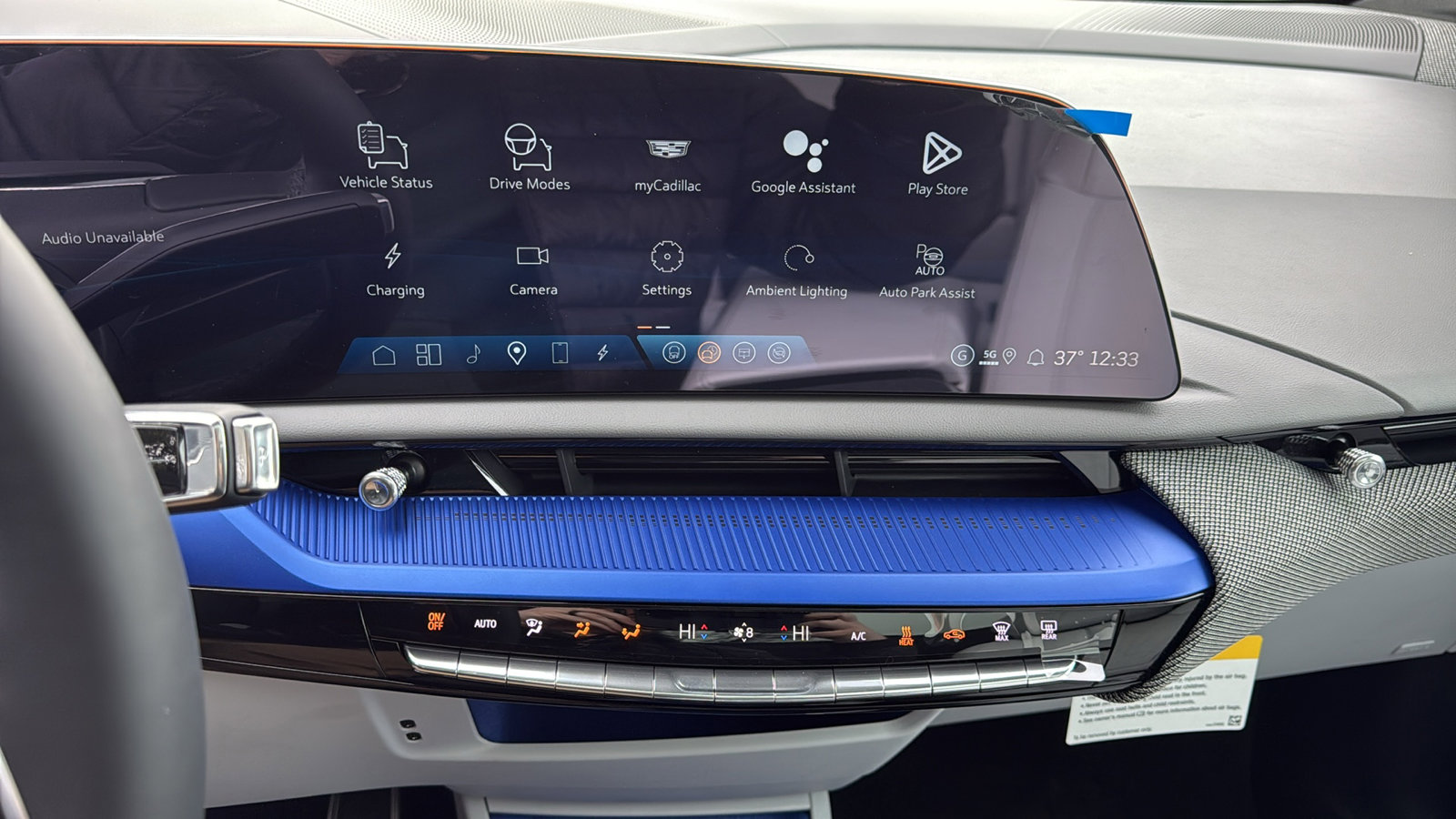 New 2026 Cadillac Optiq Sport 2 image 18