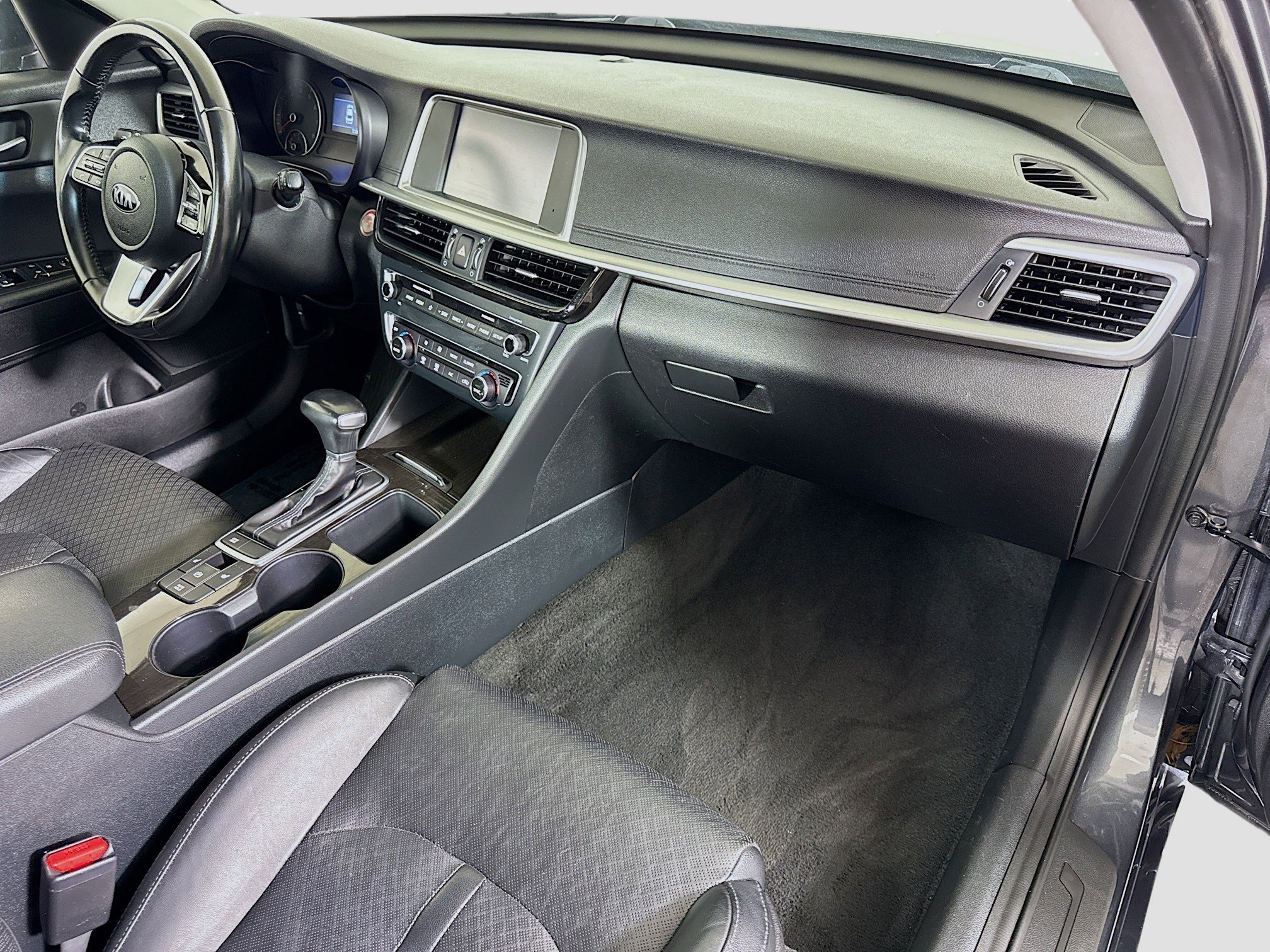 Used 2019 Kia Optima EX image 30