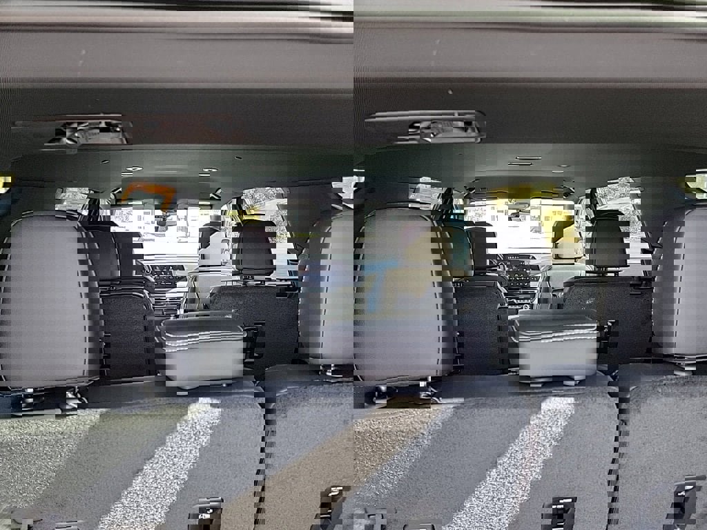 New 2026 Chevrolet Traverse LT w/ Midnight/Sport Edition image 11