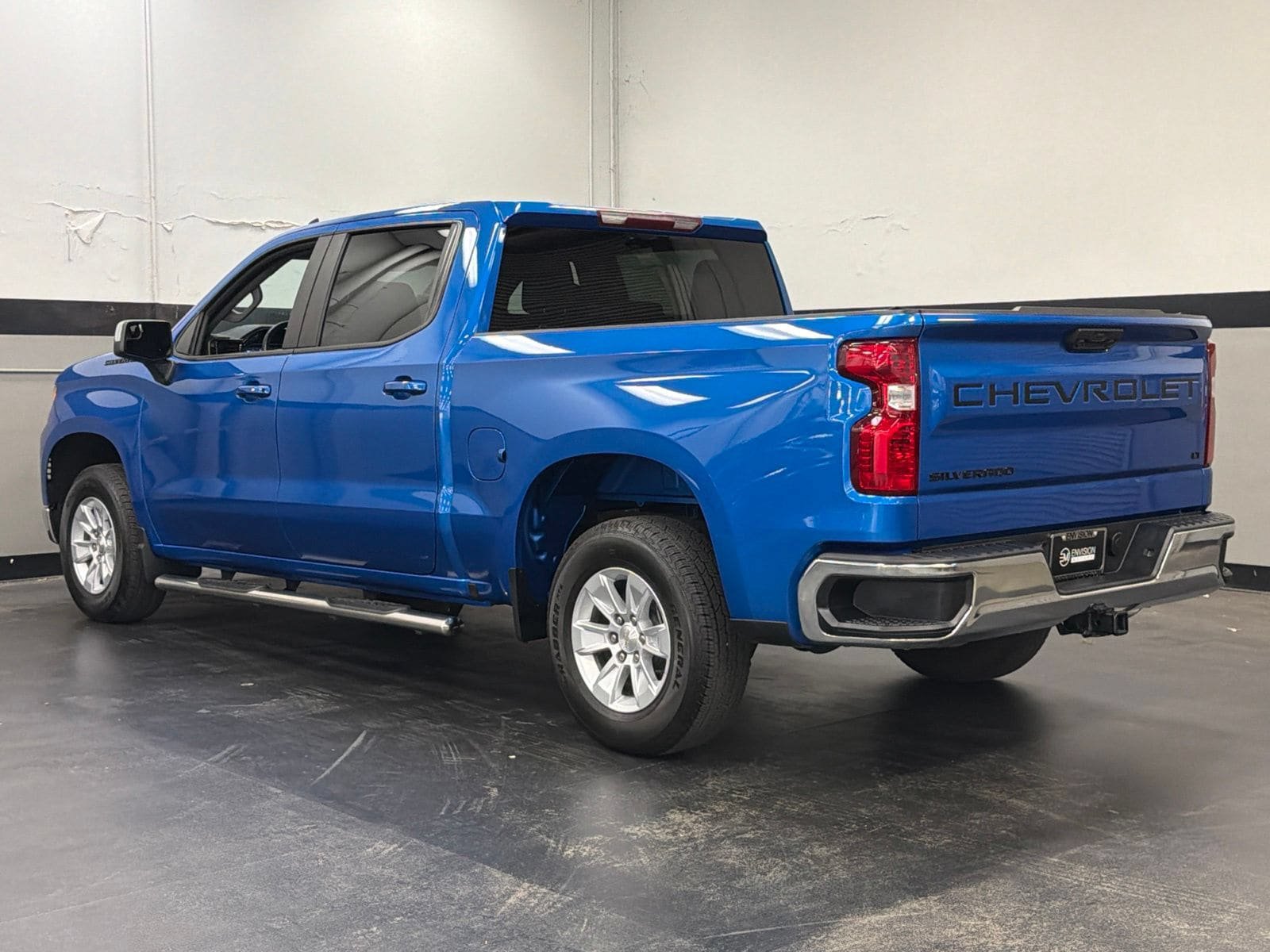 Used 2024 Chevrolet Silverado 1500 LT w/ LPO, Dark Essentials Package RWD image 8