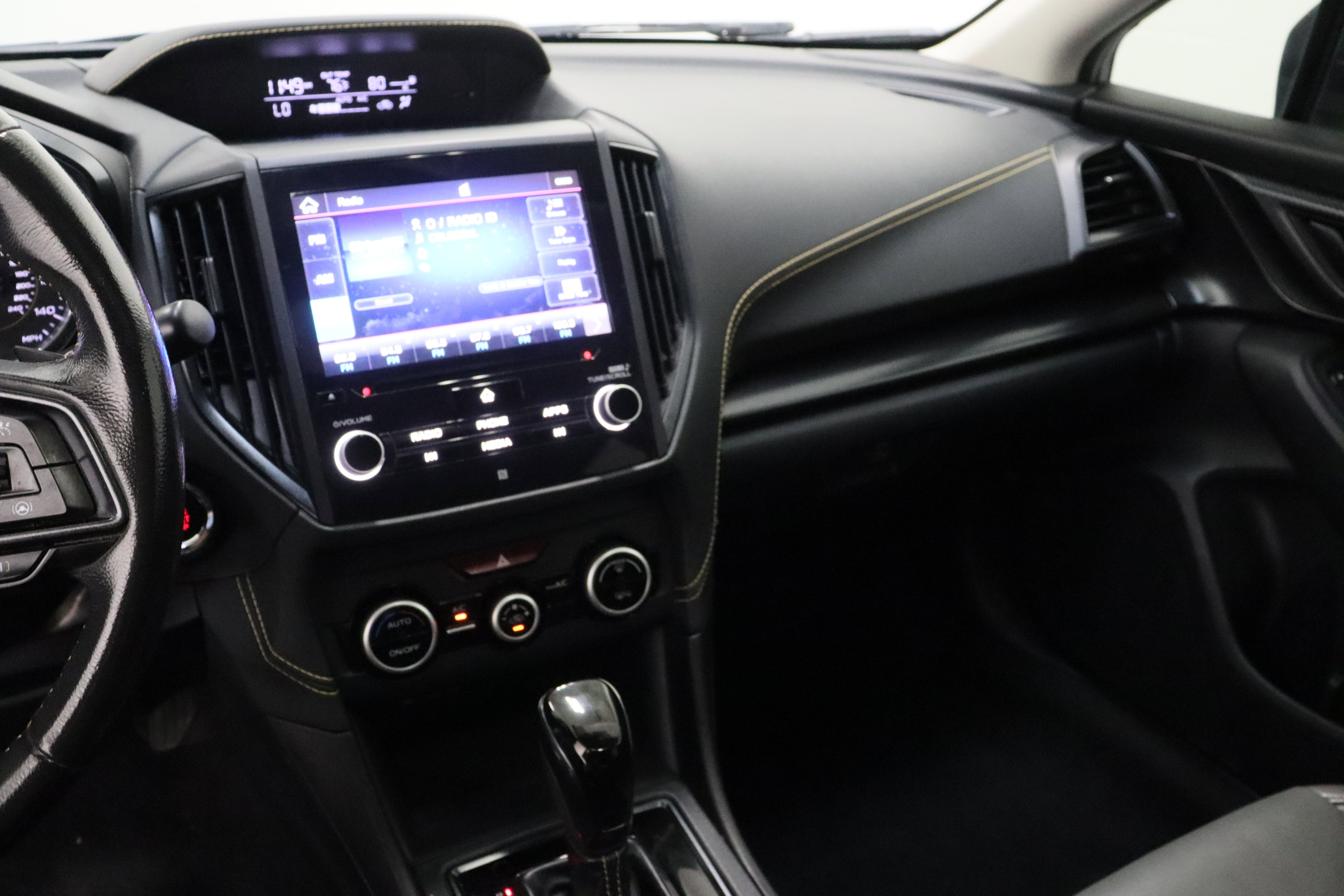 Used 2022 Subaru Crosstrek 2.5i Sport w/ Moonroof Package AWD/4WD image 15