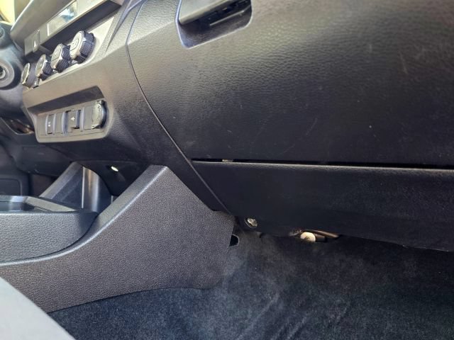Used 2023 Toyota Tacoma SR AWD/4WD image 30