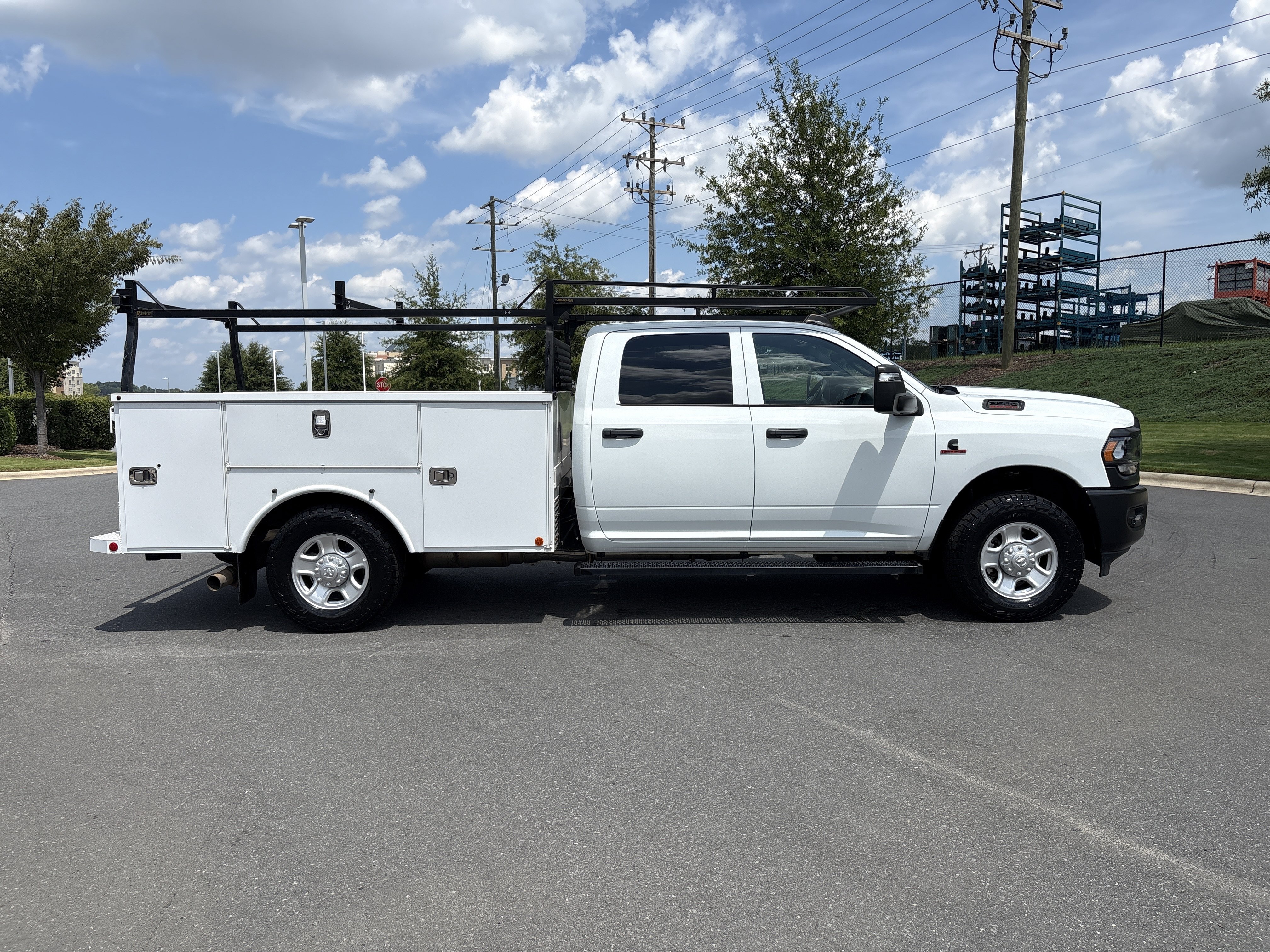 Used 2024 RAM 3500 Tradesman w/ Safety Group AWD/4WD image 10