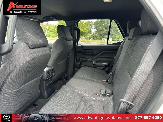 Used 2026 Toyota 4Runner SR5 RWD image 14