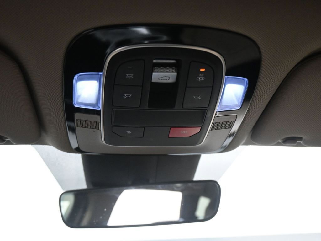 Used 2023 Hyundai Santa Fe SEL w/ Premium Package FWD image 25