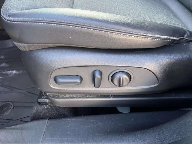 Used 2023 Buick Encore GX Select FWD image 16