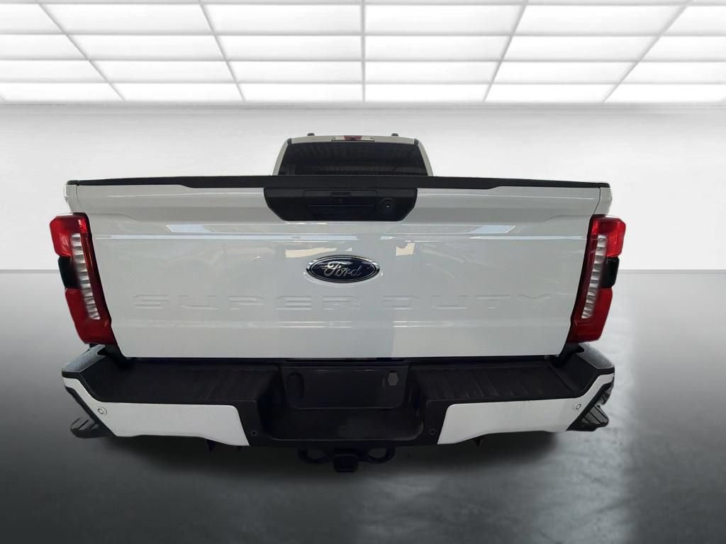 Used 2024 Ford F250 XL w/ STX Appearance Package AWD/4WD image 3