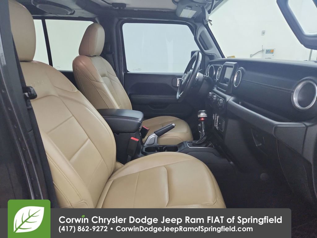 Certified 2018 Jeep Wrangler Unlimited Sahara w/ LED Lighting Group image 32