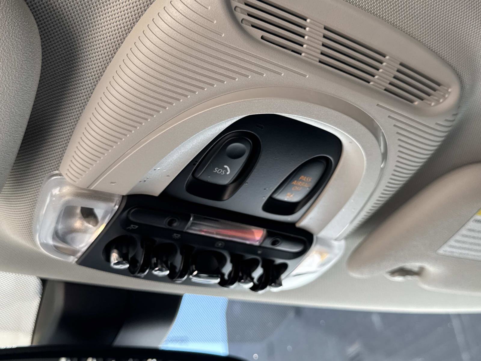 Certified 2023 MINI Cooper S w/ Multitone Edition FWD image 23