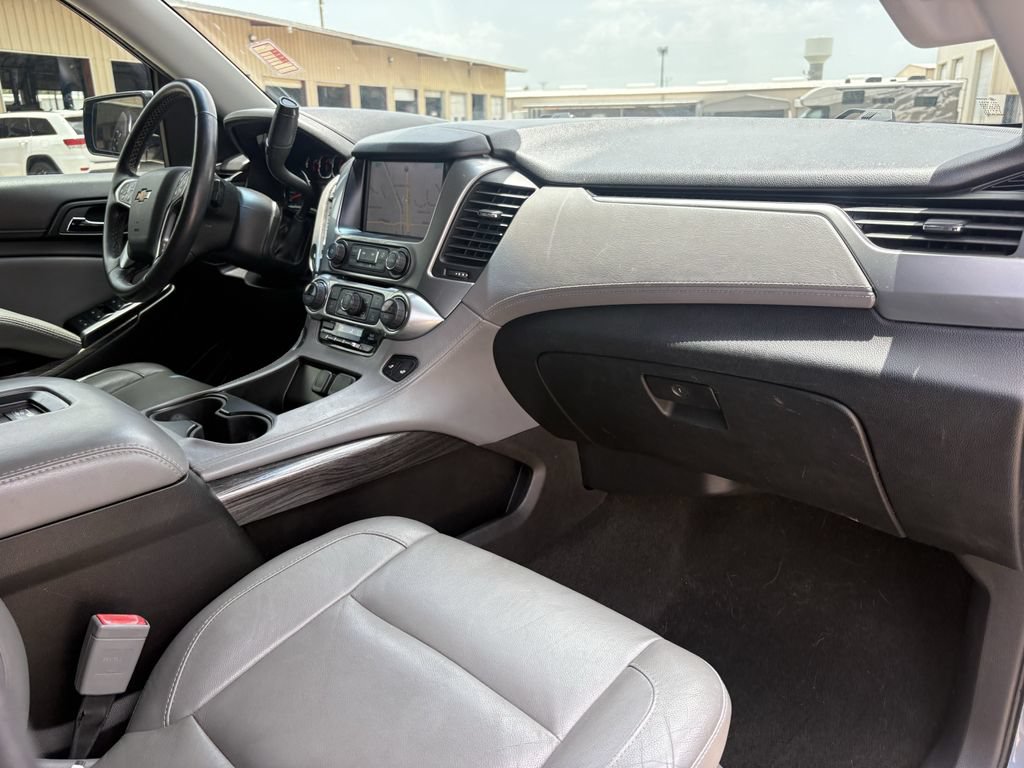 Used 2015 Chevrolet Suburban LT AWD/4WD image 30