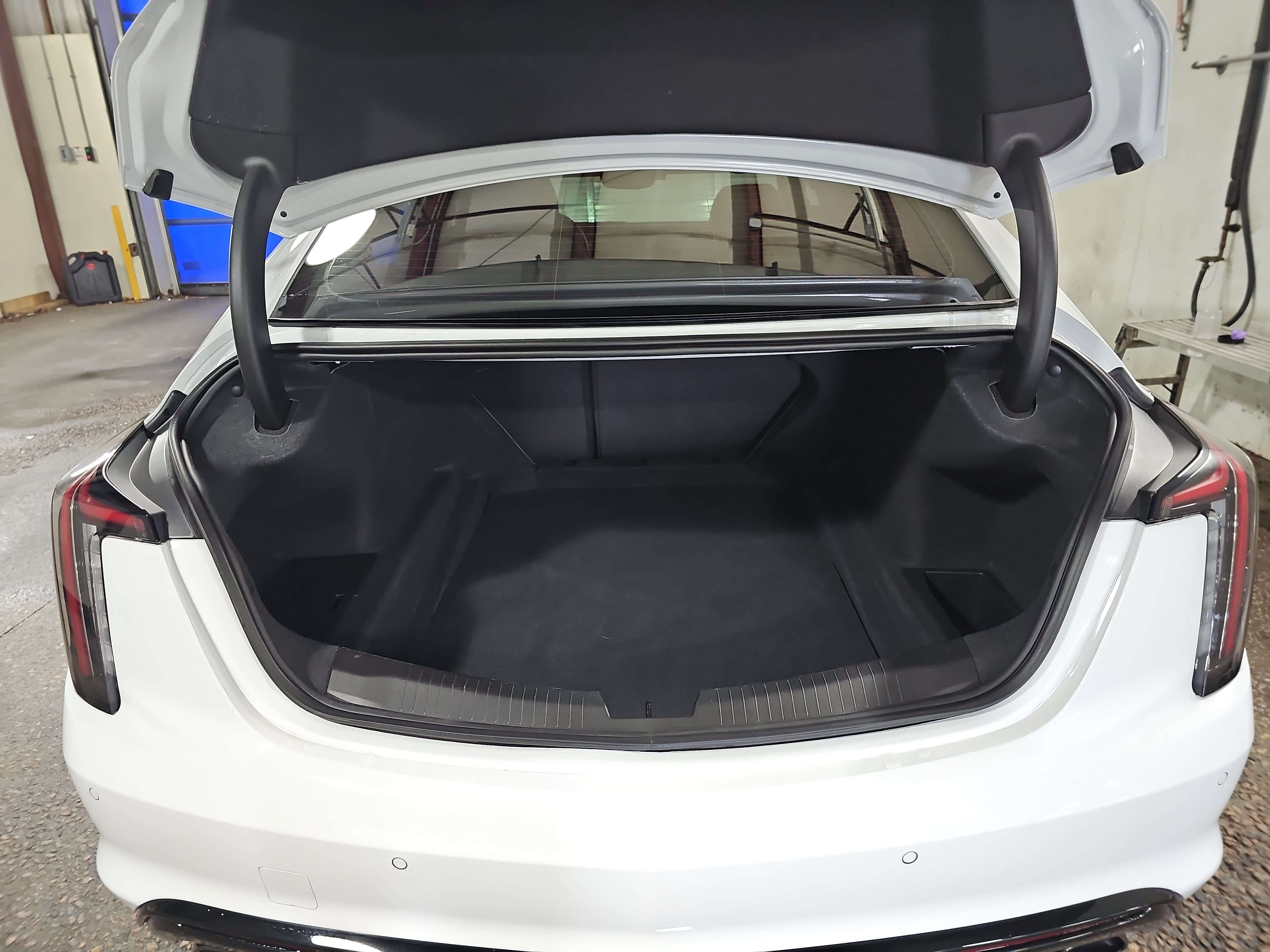 Used 2026 Cadillac CT5 V Blackwing w/ Precision Package RWD image 13