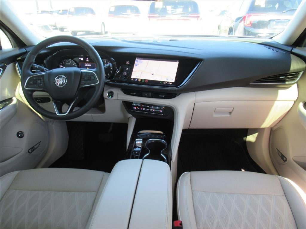 Used 2022 Buick Envision Avenir w/ Technology Package II FWD image 11