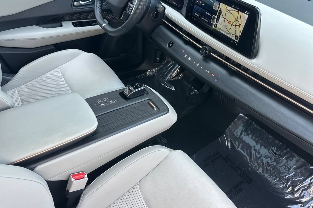 Used 2024 Nissan Ariya FWD image 15