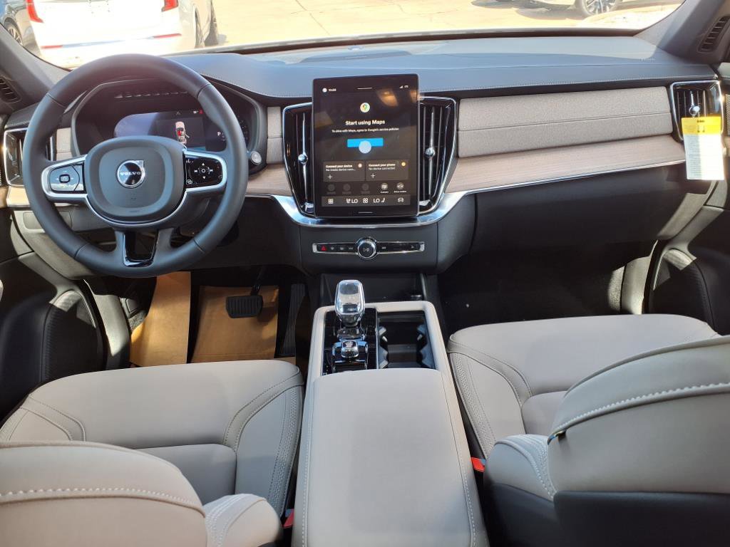 New 2026 Volvo XC90 B6 Plus w/ Protection Package Premier image 11
