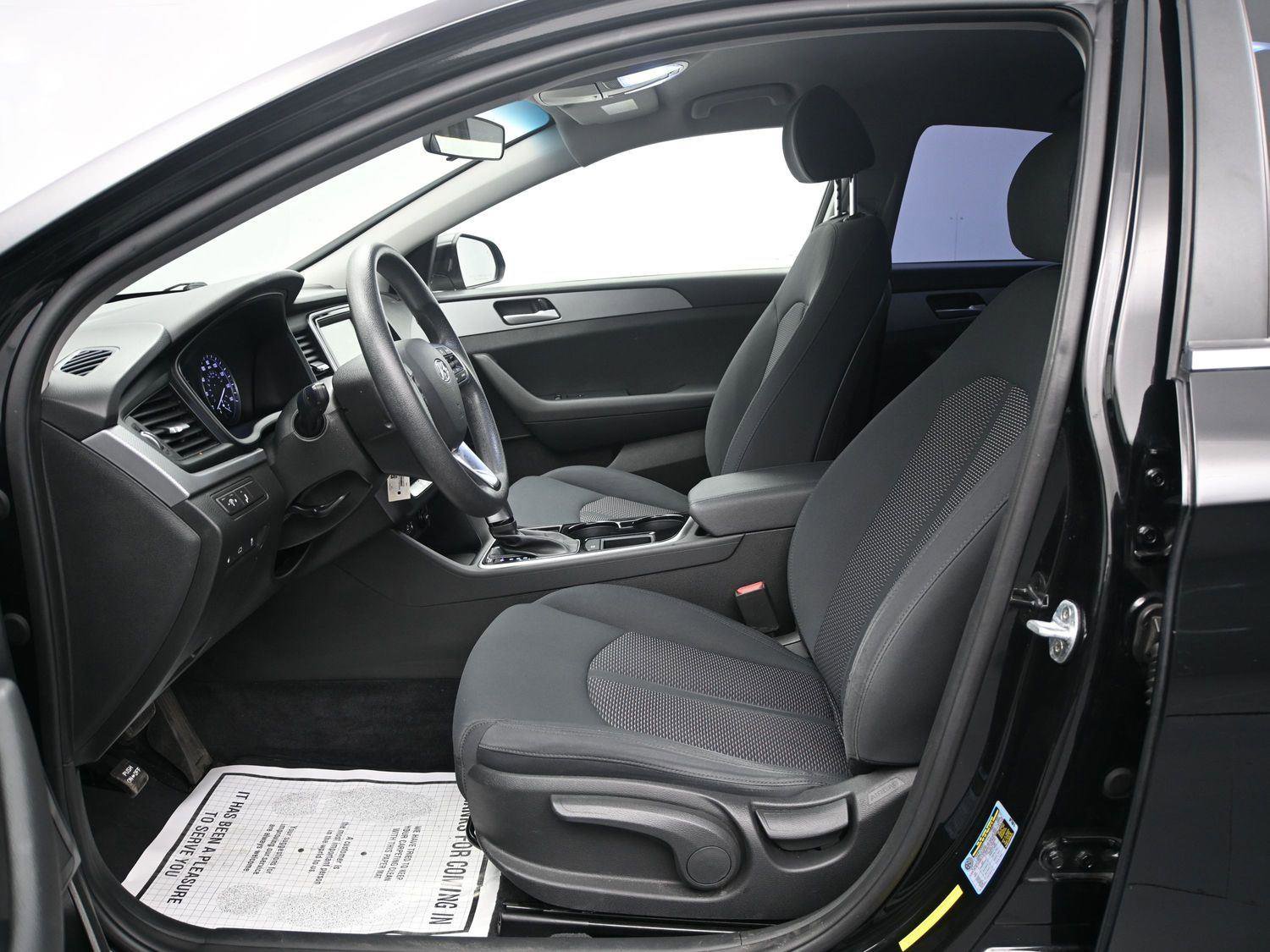 Used 2018 Hyundai Sonata SE image 27