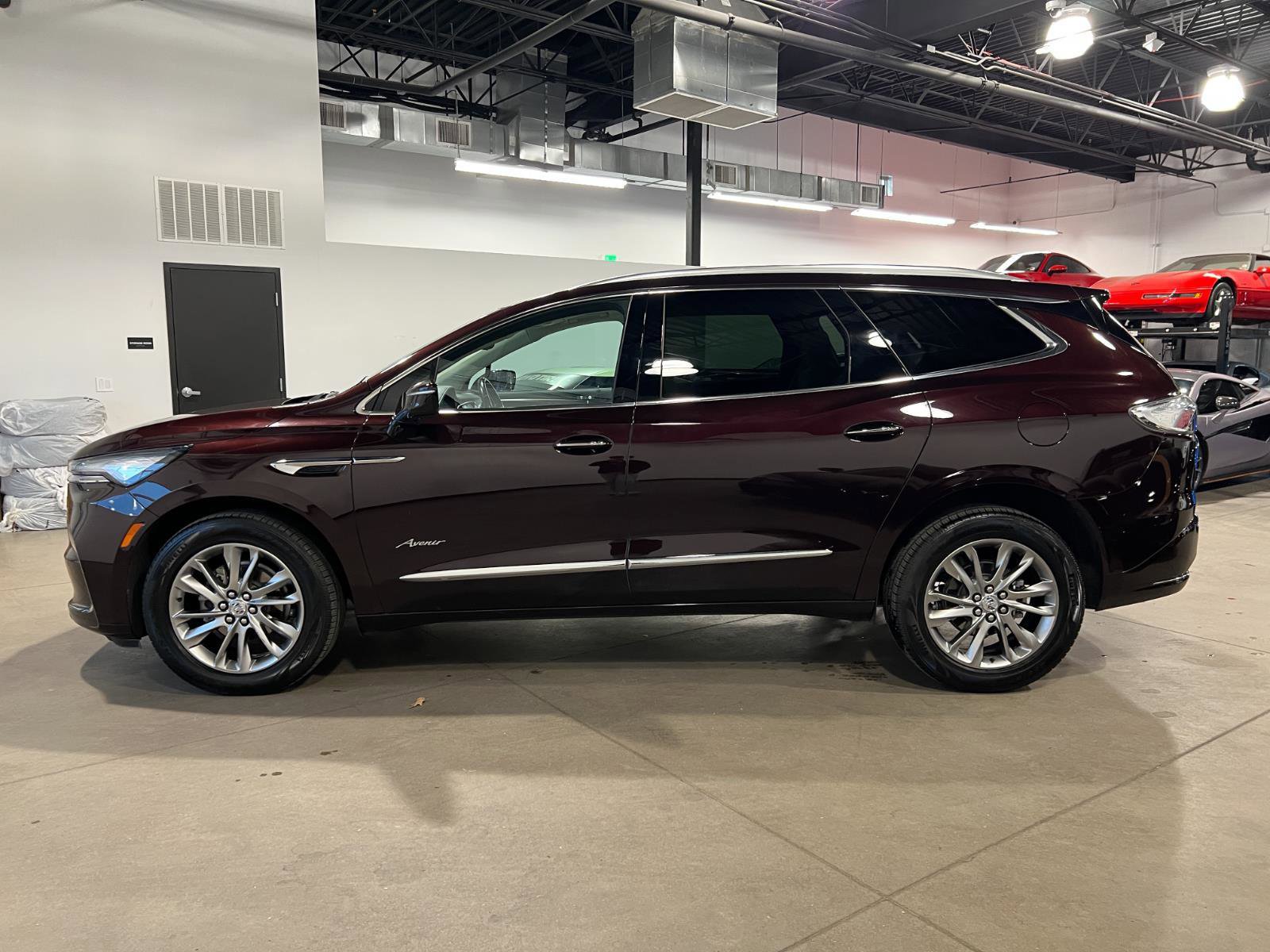 Used 2023 Buick Enclave Avenir w/ Trailering Package, 5000 lbs. image 6