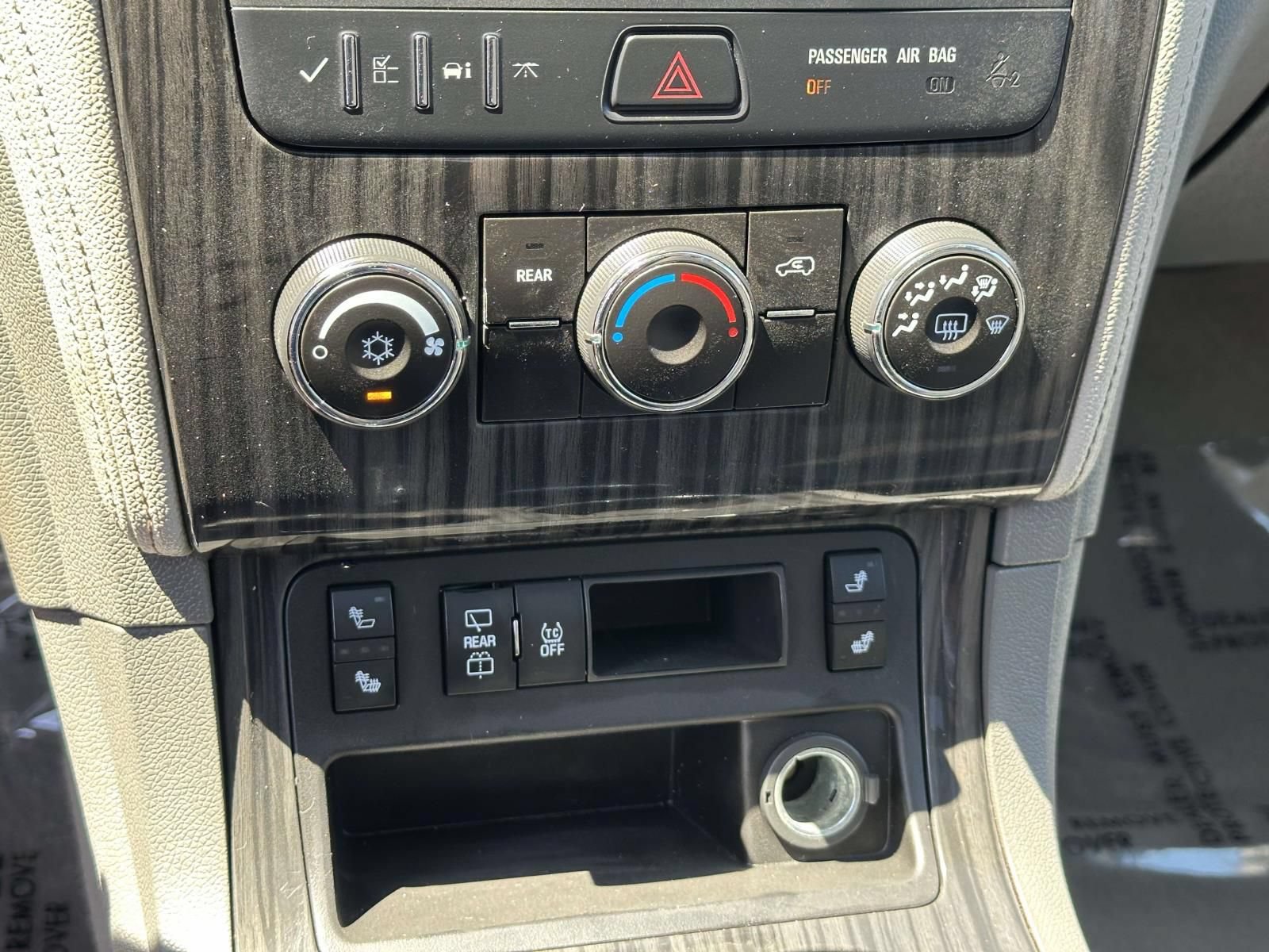 Certified 2014 Chevrolet Traverse LT w/ All-Star Edition FWD image 12