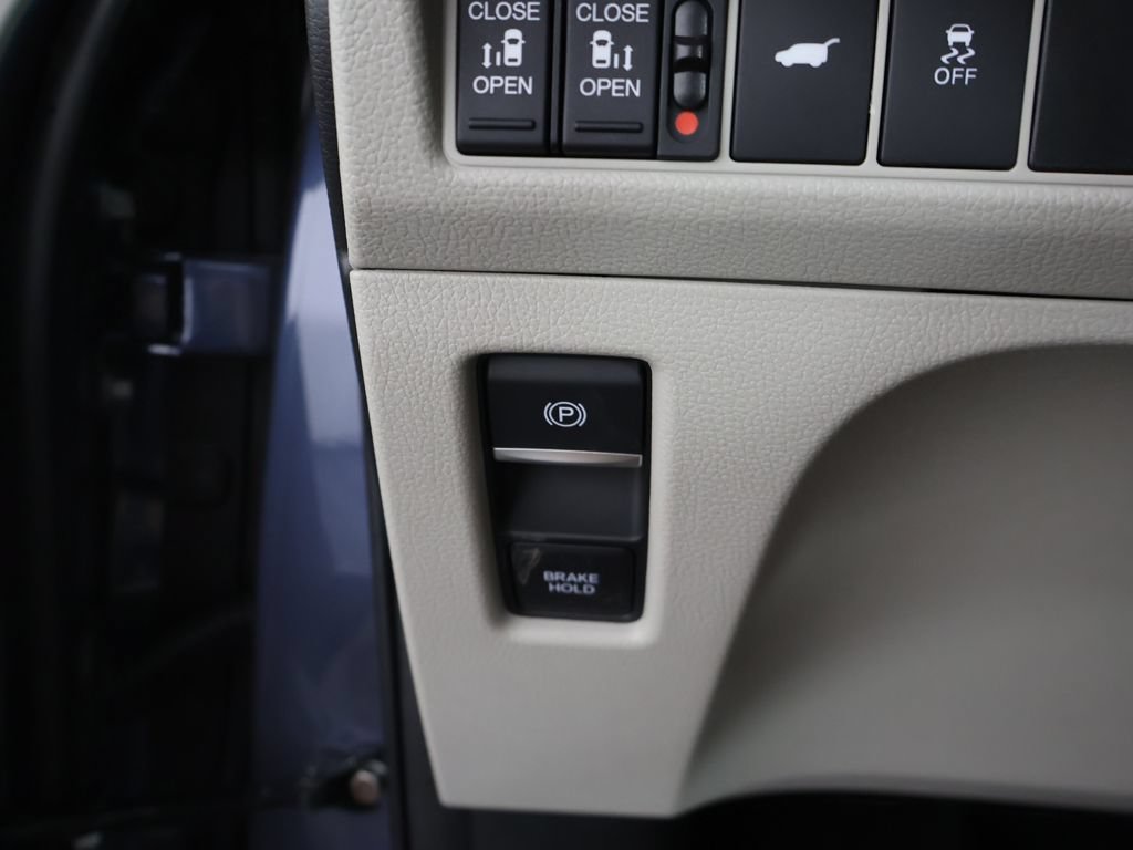 Certified 2026 Honda Odyssey EX-L image 43