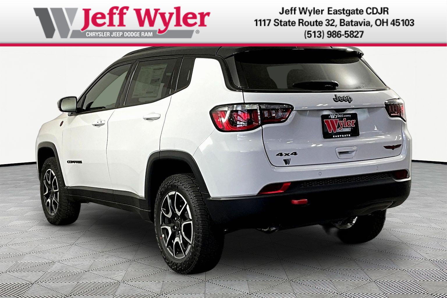 New 2026 Jeep Compass Trailhawk w/ Sun, Sound & Navigation Group AWD/4WD image 4