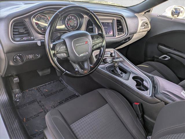 Used 2020 Dodge Challenger SXT image 10