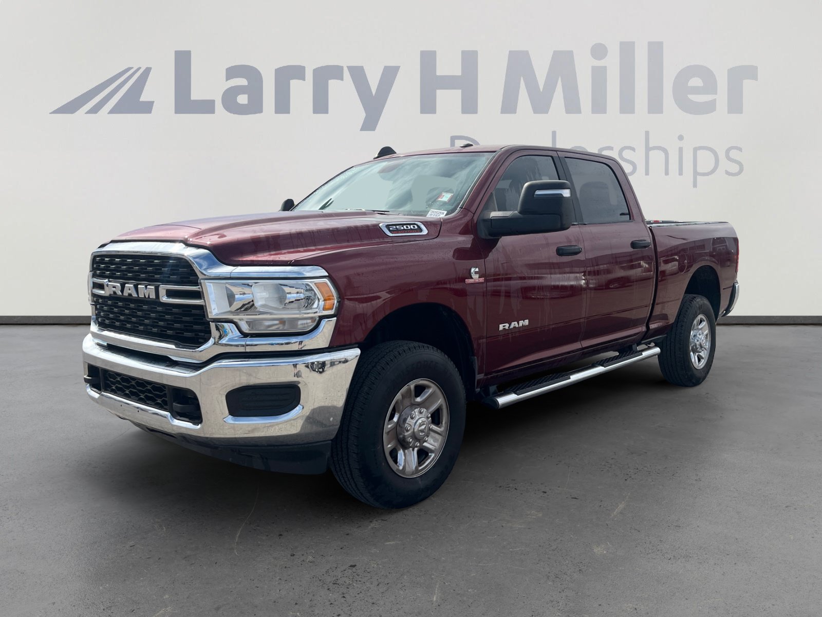 Used 2024 RAM 2500 Big Horn w/ Cold Weather Group AWD/4WD image 1