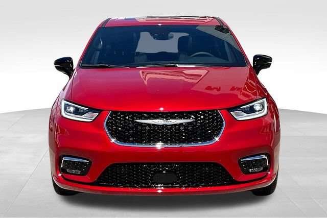 New 2025 Chrysler Pacifica Select AWD/4WD image 43
