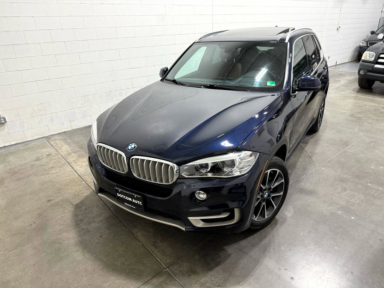 Used 2017 BMW X5 xDrive35i image 1