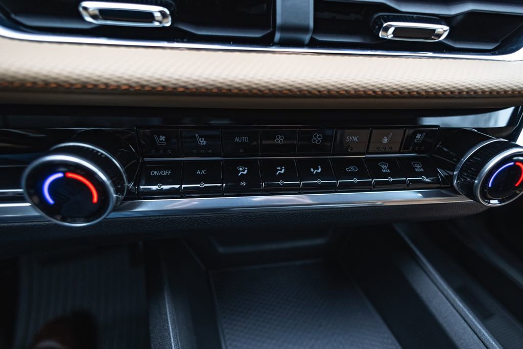 New 2026 Chevrolet Equinox ACTIV w/ Convenience Package III image 8