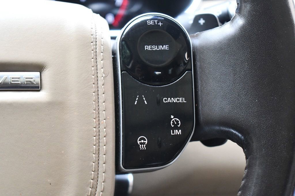Used 2018 Land Rover Range Rover HSE image 31