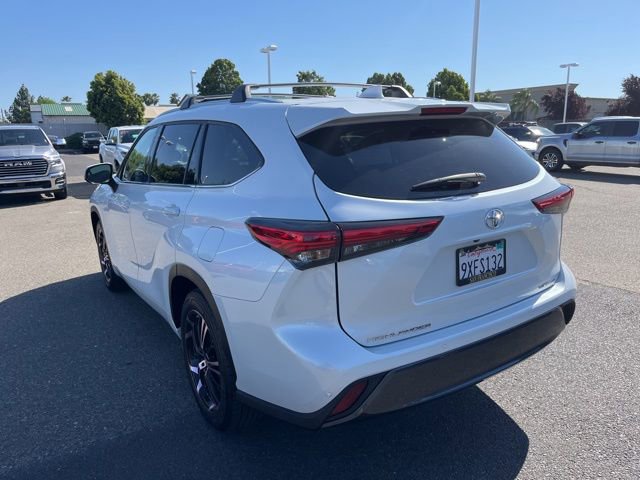 Used 2023 Toyota Highlander Limited FWD image 7