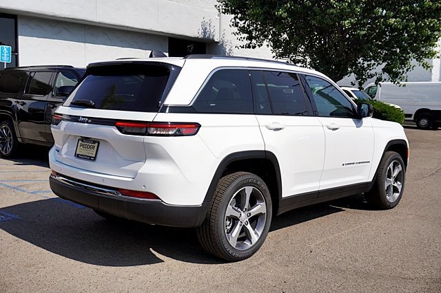 New 2023 Jeep Grand Cherokee Limited 4xe image 9