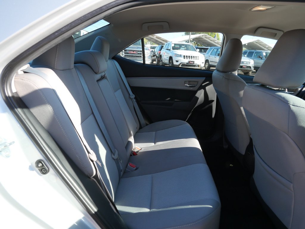 Used 2016 Toyota Corolla LE FWD image 14