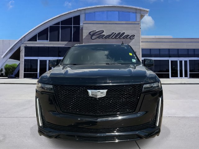 Certified 2024 Cadillac Escalade ESV Sport Platinum w/ LPO, ONYX Package AWD/4WD image 2