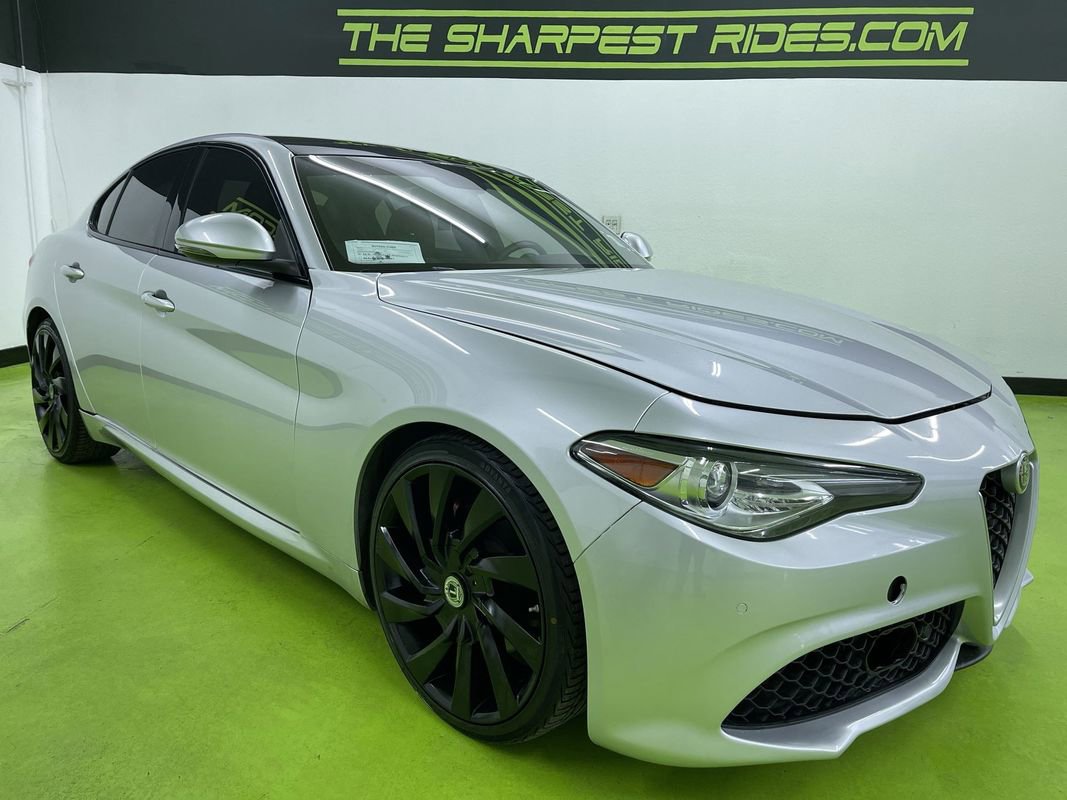 Used 2018 Alfa Romeo Giulia Ti Sport w/ Quick Order Package 22U Sport image 2