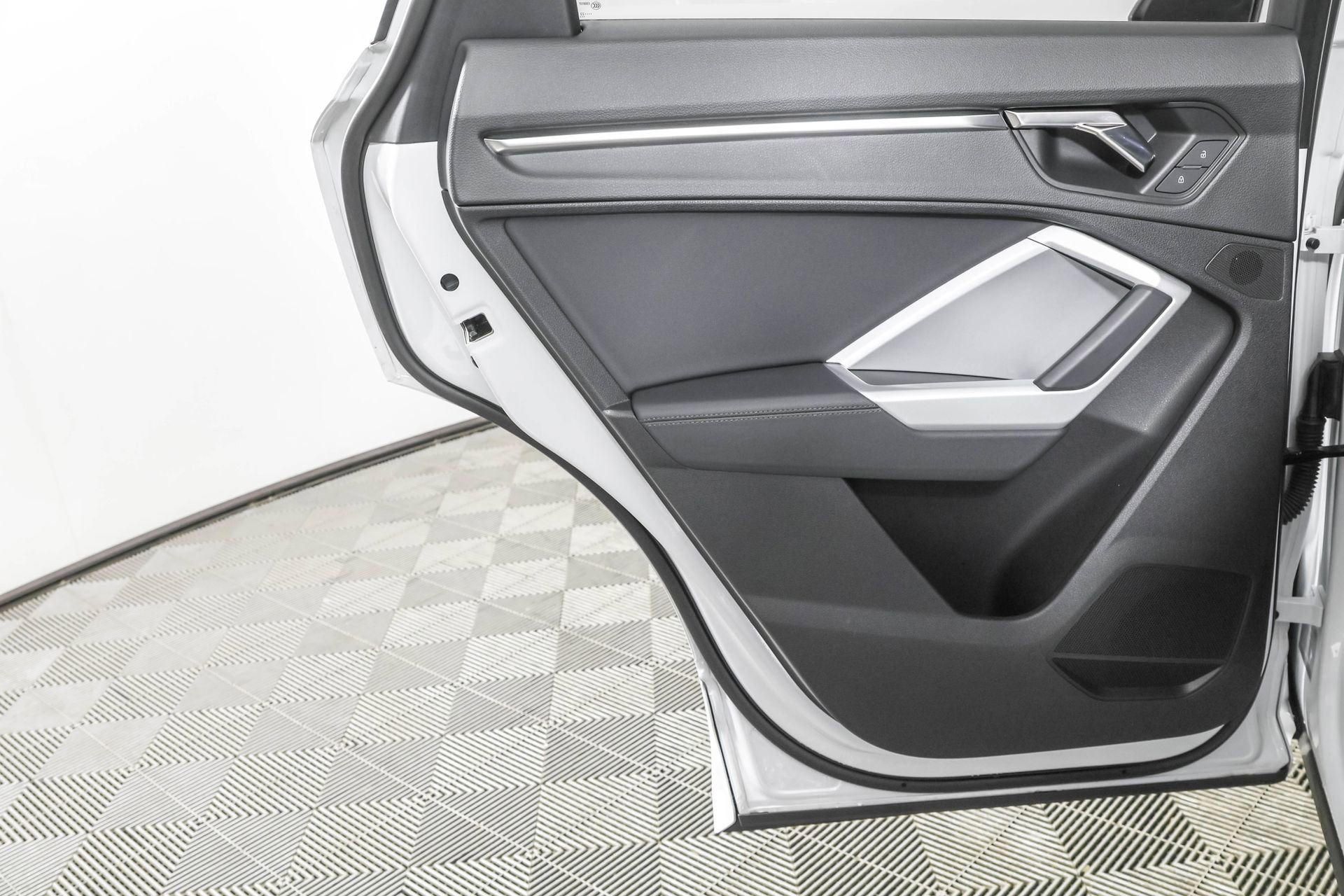 Used 2022 Audi Q3 2.0T Premium image 40