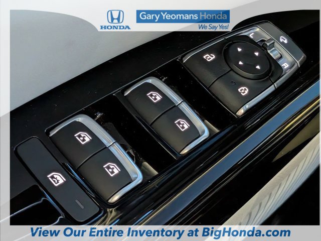 Used 2023 Kia Carnival SX Prestige FWD image 26