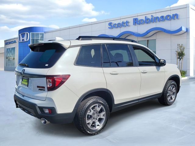 Certified 2023 Honda Passport TrailSport image 4