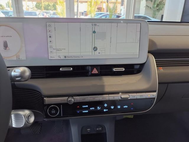 Used 2024 Hyundai Ioniq 5 Limited image 18