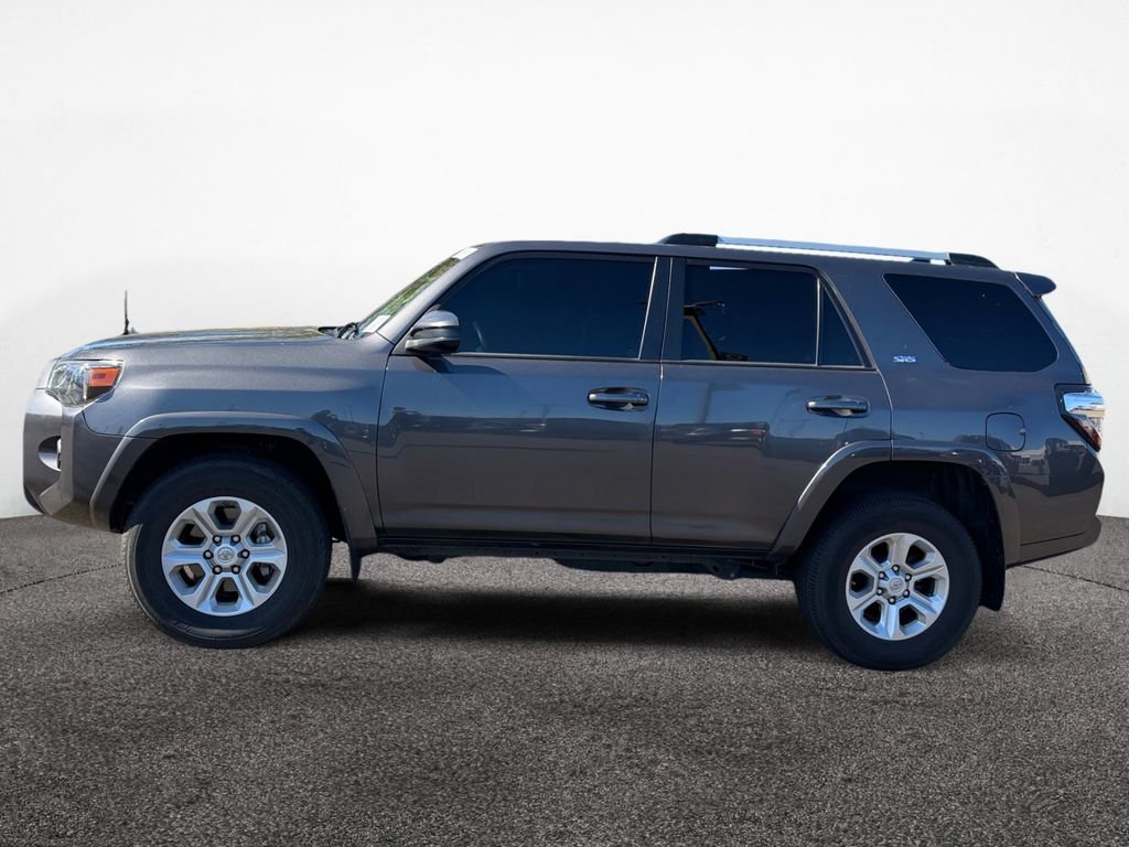 Used 2021 Toyota 4Runner SR5 AWD/4WD image 2