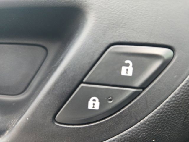 Used 2020 Chevrolet Equinox LT image 37