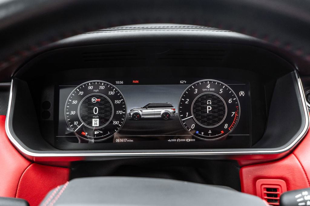 Used 2020 Land Rover Range Rover Sport SVR image 17