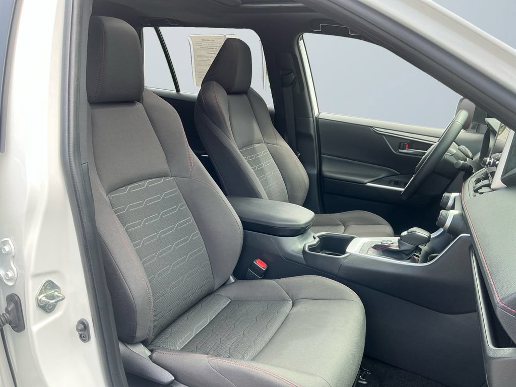 Used 2024 Toyota RAV4 SE w/ Weather & Moonroof Package AWD/4WD image 16