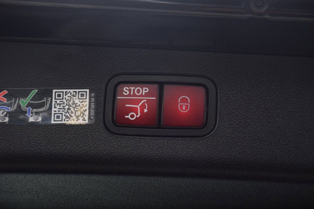 Used 2026 Mercedes-Benz E 53 AMG 4MATIC Sedan image 31