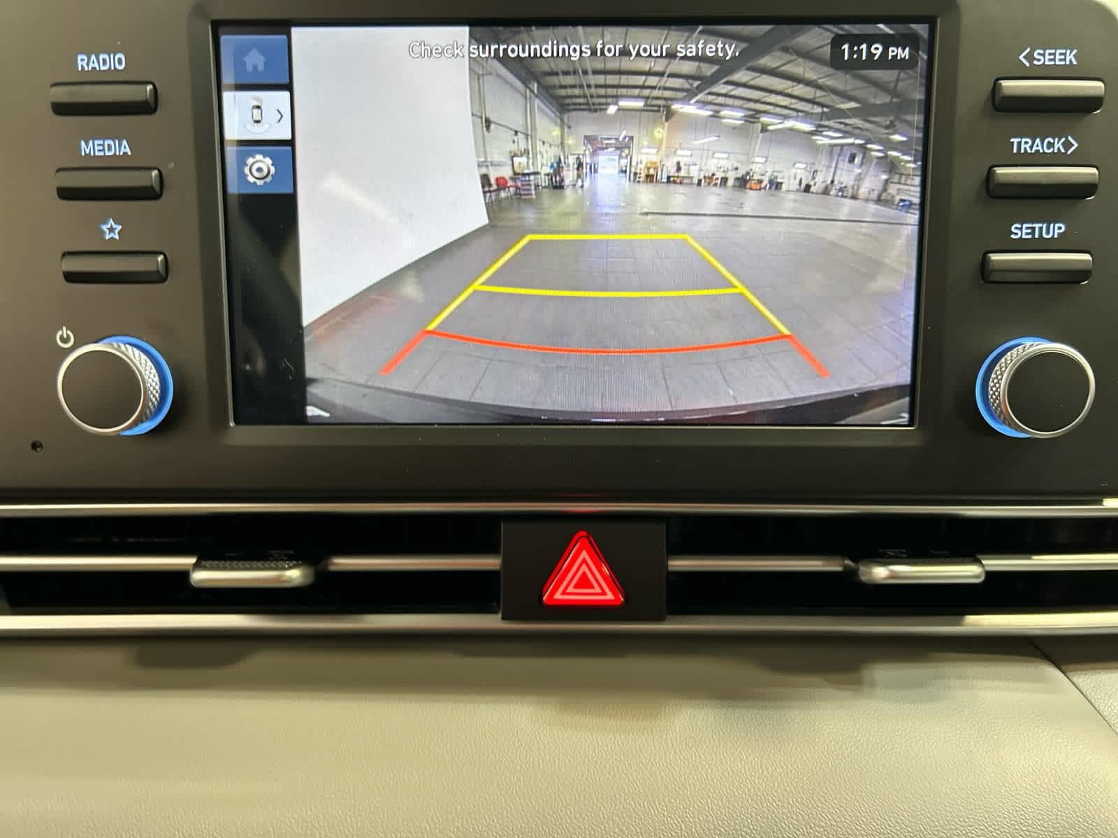 New 2026 Hyundai Elantra SE FWD image 6