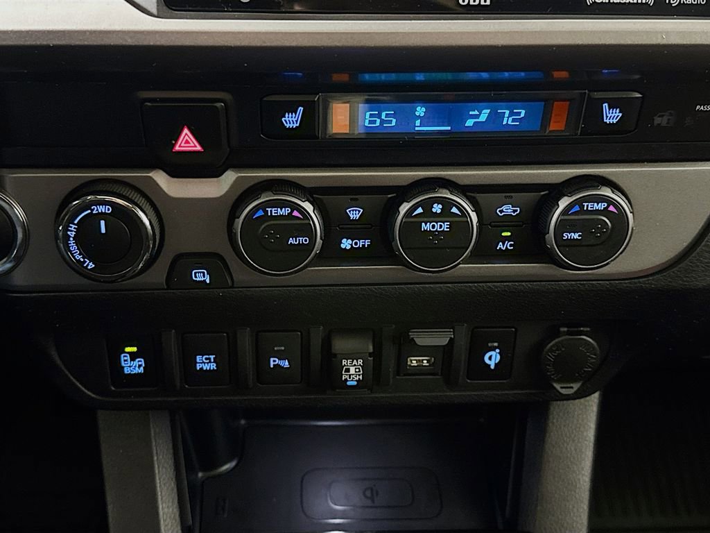 Used 2021 Toyota Tacoma Limited image 18