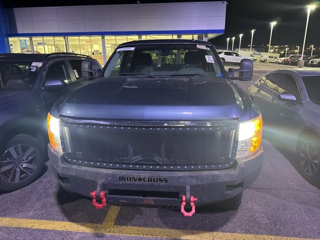 Used 2014 Chevrolet Silverado 2500 LT w/ Interior Plus Package image 2